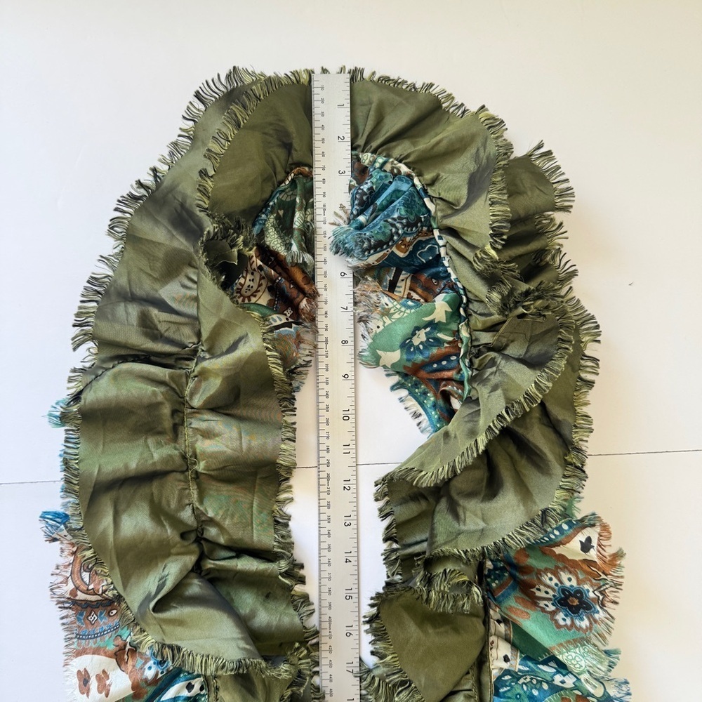 Scarf Ruffle Printed Solid Rabbit Fur Pom-Pom Green Made in France Art to Wear - Picture 9 of 12